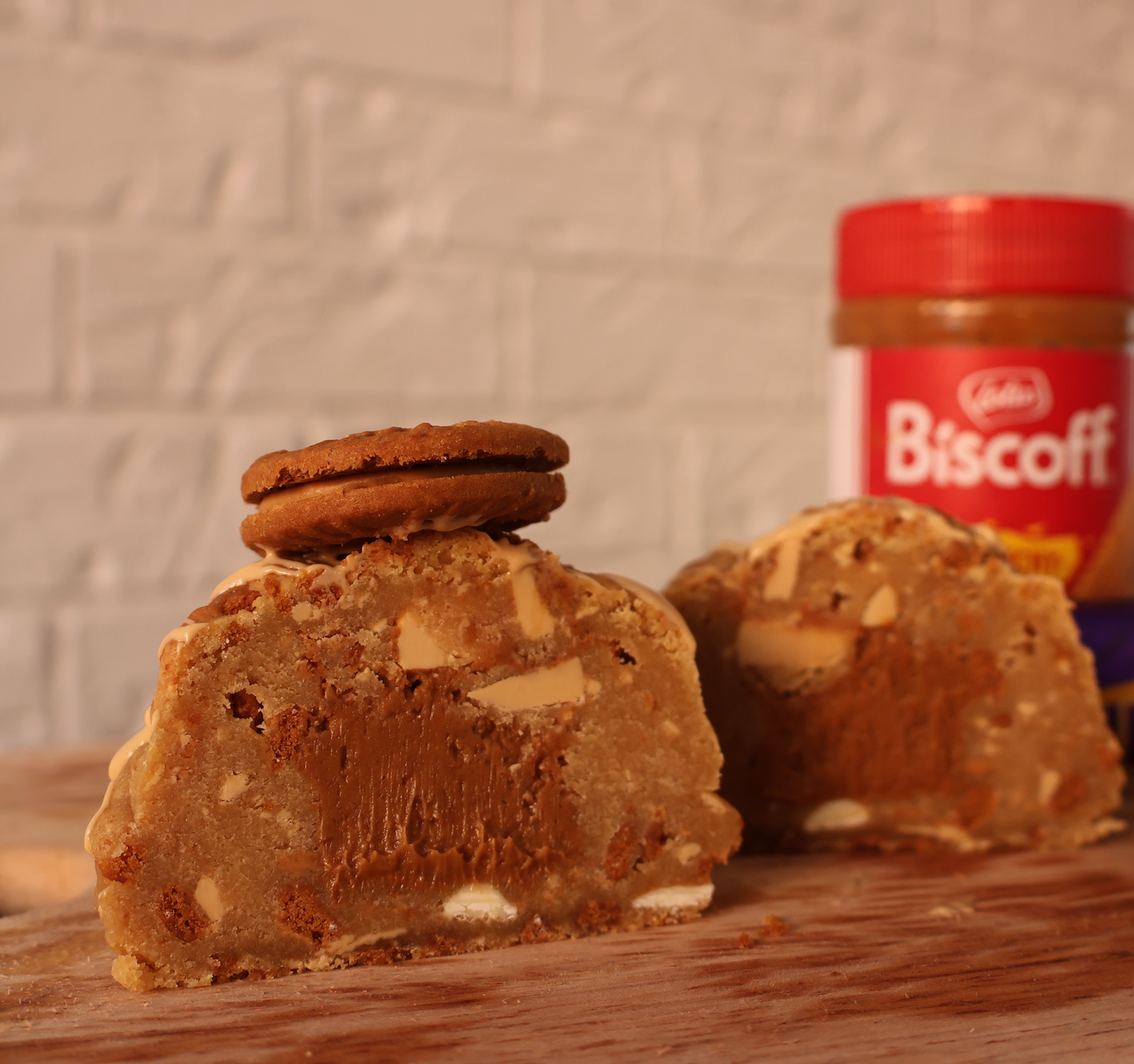 Caramilk Biscoff